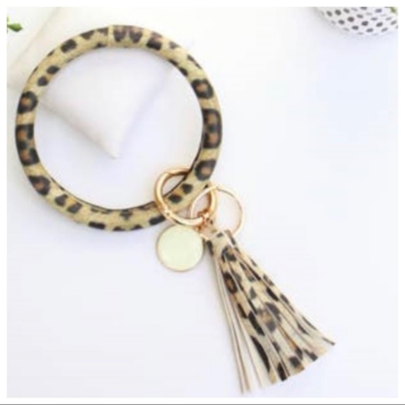 Tassel Bracelet print Key Ring - Picture 3 of 8